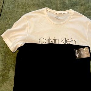 Calvin Klein Brand New men’s size medium T-shirt